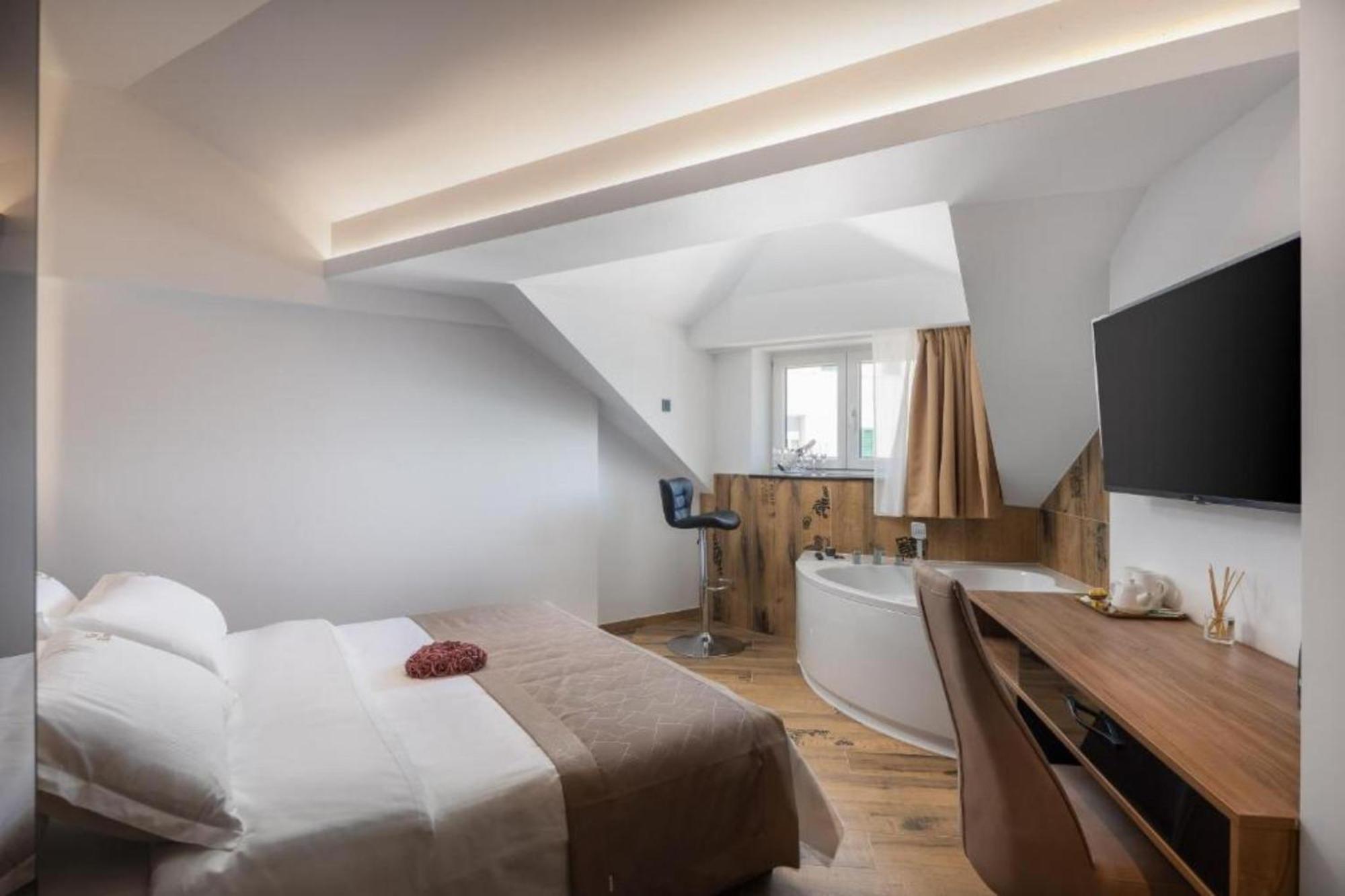 Top Rooms Split Ngoại thất bức ảnh